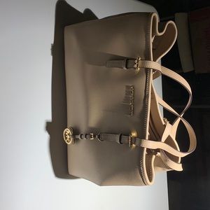 Micheal Kors bag